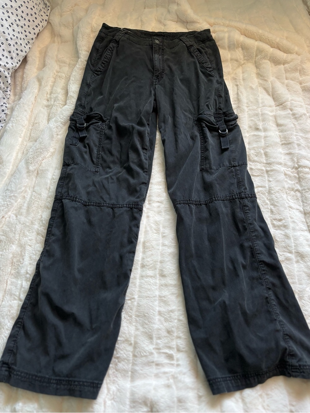 Y2K American Eagle Outfitters Dark Gray Cargo Pants